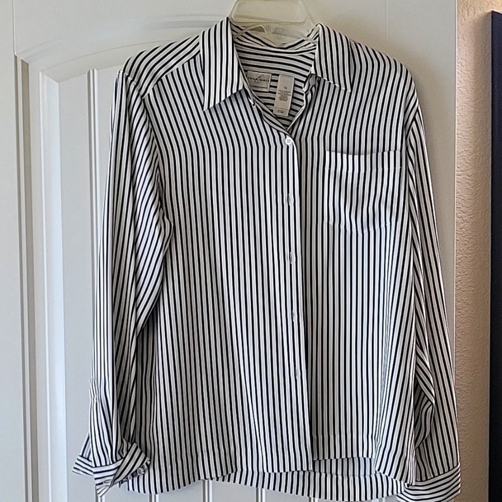 Womens long sleeve top